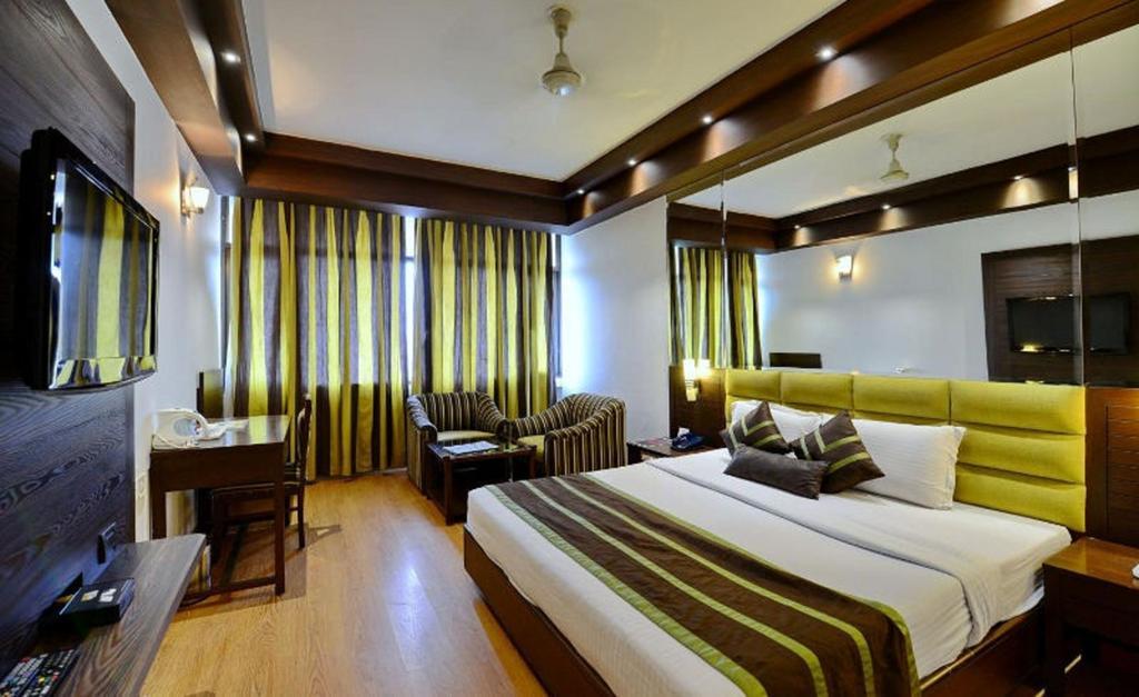 Hotel Park Grand Chandīgarh Exteriér fotografie