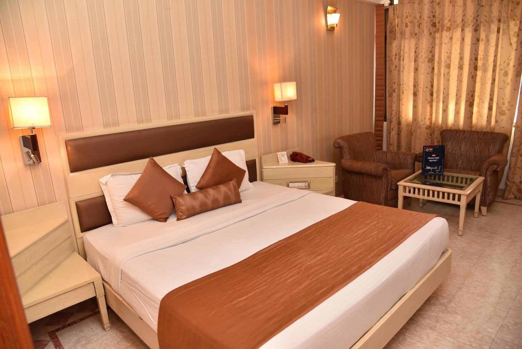Hotel Park Grand Chandīgarh Exteriér fotografie